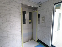 【埼玉県/志木市幸町】コスモ志木ホワイトコート 共用部：エレベーター