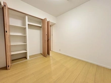 【埼玉県/さいたま市南区鹿手袋】ライオンズステーションプラザ中浦和別所沼公園 サービスルーム（納戸）