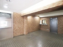 【埼玉県/さいたま市北区今羽町】ライオンズマンション大宮吉野原 エントランス