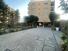 【埼玉県/朝霞市本町】イニシア朝霞本町 アプローチ