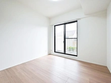 【埼玉県/さいたま市緑区大字大間木】ライオンズマンション東浦和第2 洋室