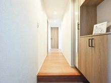 【埼玉県/さいたま市緑区大字大間木】ライオンズマンション東浦和第2 廊下