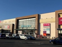 【埼玉県/越谷市赤山町】越谷ファミリータウン D棟 ベルクス南越谷店（現地より約700m）