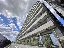 【埼玉県/戸田市南町】コスモ戸田公園リバーシティイースト 外観