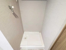 【埼玉県/戸田市南町】ハイラーク戸田公園 洗面室：洗濯機置場