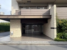 【埼玉県/朝霞市泉水】スカイヒルズ メイツ朝霞台 エントランス