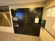 【埼玉県/朝霞市泉水】スカイヒルズ メイツ朝霞台 宅配BOX