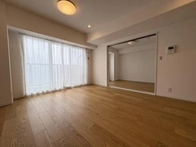 【埼玉県/さいたま市緑区東浦和】コスモ東浦和 LDK：奥：洋室