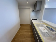 【埼玉県/さいたま市緑区東浦和】コスモ東浦和 キッチン