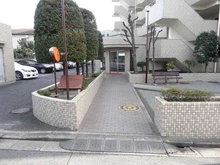 【埼玉県/戸田市喜沢南】戸田公園第弐ローヤルコーポ アプローチ