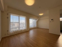 【埼玉県/さいたま市桜区南元宿】浦和南元宿ガーデンハウス壱番館 リビング・ダイニング