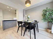 【埼玉県/戸田市上戸田】コスモ戸田パークスクエア LDK：※家具・調度品等は本体価格に含まれません。