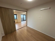 【埼玉県/越谷市瓦曽根】ライフピア南越谷II 洋室