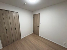 【埼玉県/越谷市瓦曽根】ライフピア南越谷II 洋室