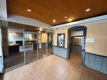 【埼玉県/越谷市瓦曽根】ライフピア南越谷II エントランス