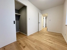 【埼玉県/戸田市新曽南】ヴィルヌーブ戸田公園 洋室