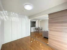 【埼玉県/朝霞市泉水】アドグランデ朝霞台 洋室