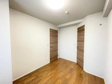 【埼玉県/朝霞市泉水】アドグランデ朝霞台 洋室