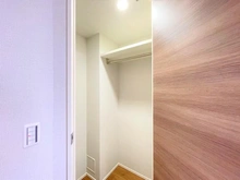 【埼玉県/朝霞市泉水】アドグランデ朝霞台 収納