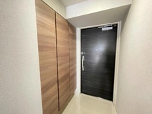 【埼玉県/朝霞市泉水】アドグランデ朝霞台 玄関