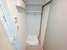 【埼玉県/さいたま市南区内谷】ソルシェ武蔵浦和 洗面室：洗濯パン