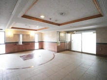 【埼玉県/さいたま市緑区大字大間木】ガーデンシティ東浦和 エントランス