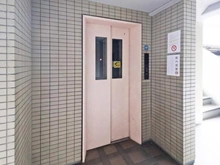 【埼玉県/戸田市新曽南】アーベントハイム戸田公園ANNEX 共用部：エレベーター