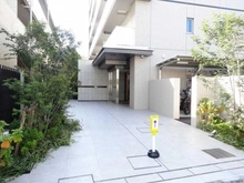 【埼玉県/戸田市本町】オーベル戸田公園レジデンス アプローチ