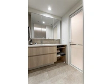 【埼玉県/さいたま市南区内谷】ヒューマンスクエア武蔵浦和ビネフル 洗面室