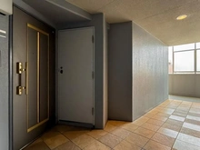 【埼玉県/さいたま市南区内谷】ヒューマンスクエア武蔵浦和ビネフル 玄関