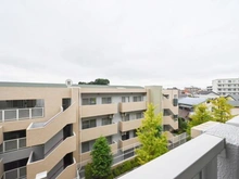【埼玉県/さいたま市緑区東浦和】ヒューマンスクエア東浦和アトレシア 壱番館  眺望：バルコニーから