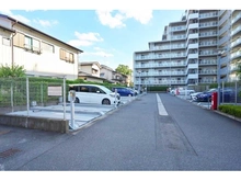 【埼玉県/川越市南大塚】アデニウム川越南大塚 駐車場