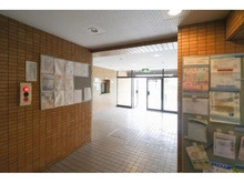 【埼玉県/さいたま市南区内谷】ライオンズマンション武蔵浦和 エントランス