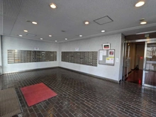 【埼玉県/さいたま市中央区上落合】与野ハウス 2号棟 エントランス