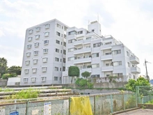 【埼玉県/さいたま市緑区大字中尾】ビューパレー浦和 外観