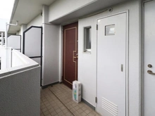【埼玉県/朝霞市泉水】ザ・ステイツ朝霞台フォレストヒルズ ポーチ