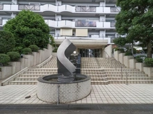 【埼玉県/朝霞市泉水】ザ・ステイツ朝霞台フォレストヒルズ アプローチ