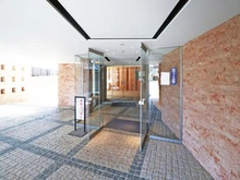 【埼玉県/川口市鳩ヶ谷本町】ブランアーク鳩ヶ谷クレアトール エントランス