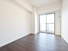 【埼玉県/さいたま市桜区西堀】レーベンリヴァーレ中浦和ファーストレジデンス 洋室