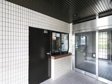 【埼玉県/川口市東川口】ライオンズマンション東川口第5 エントランス：オートロックシステム