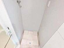 【埼玉県/戸田市上戸田】ルネサンス戸田公園 洗面室：洗濯機置き場