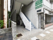 【東京都/世田谷区三軒茶屋】ダイヤアクテイ三軒茶屋 敷地内