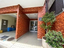 【東京都/世田谷区三軒茶屋】ニューウェルハイツ第1三軒茶屋 エントランス