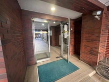 【東京都/世田谷区三軒茶屋】アンバサダー三軒茶屋 エントランス