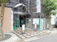 【東京都/世田谷区上馬】ダイアパレス・グランステージ三軒茶屋 エントランス：大規模改修工事中