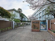 【東京都/世田谷区上馬】ダイアパレス・グランステージ三軒茶屋 区立三軒茶屋小学校（現地より約300m）