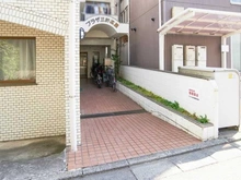 【東京都/世田谷区三軒茶屋】プラザ三軒茶屋 アプローチ