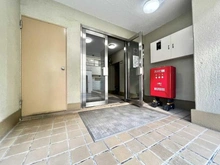 【東京都/世田谷区北沢】北沢ハイツ エントランス