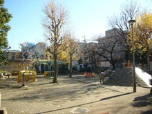 【東京都/世田谷区池尻】コンドミニアム池尻 東山児童遊園（現地より約350m）