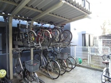 【東京都/世田谷区三軒茶屋】セザール野沢 駐輪場